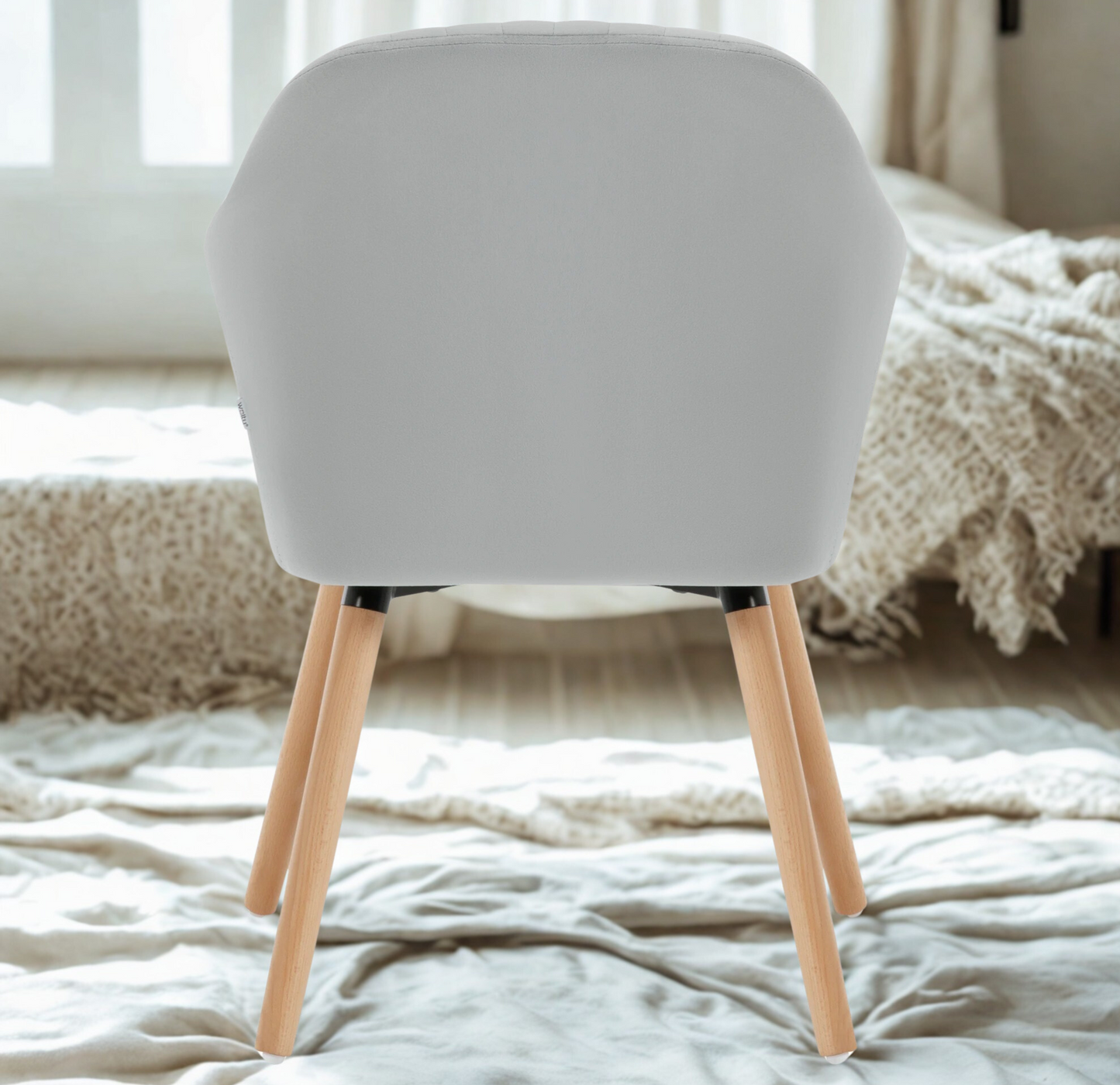 Chaise Vanytia Alma – Chaise avec accoudoirs et pieds en bois